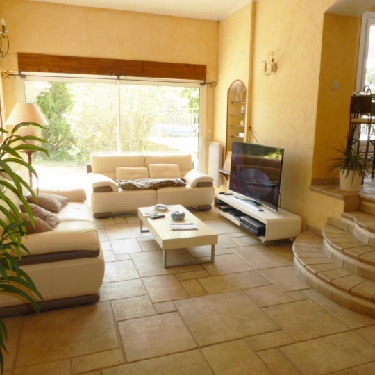  L'AGENCE DU SOLEIL : Maison / Villa | GAREOULT (83136) | 146 m2 | 1 500 € 